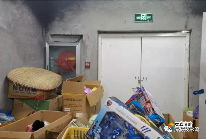 新鮮出爐的罰單，堵塞安全出口被罰了3.5萬！