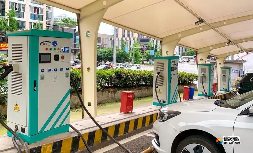 電動汽車充電樁與民用建筑之間的安全距離：為何重要？如何規范？